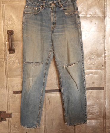 Levi’s Made in USA 550 Jeans Thrashed